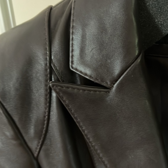 Jones New York brown leather jacket - Picture 3 of 9